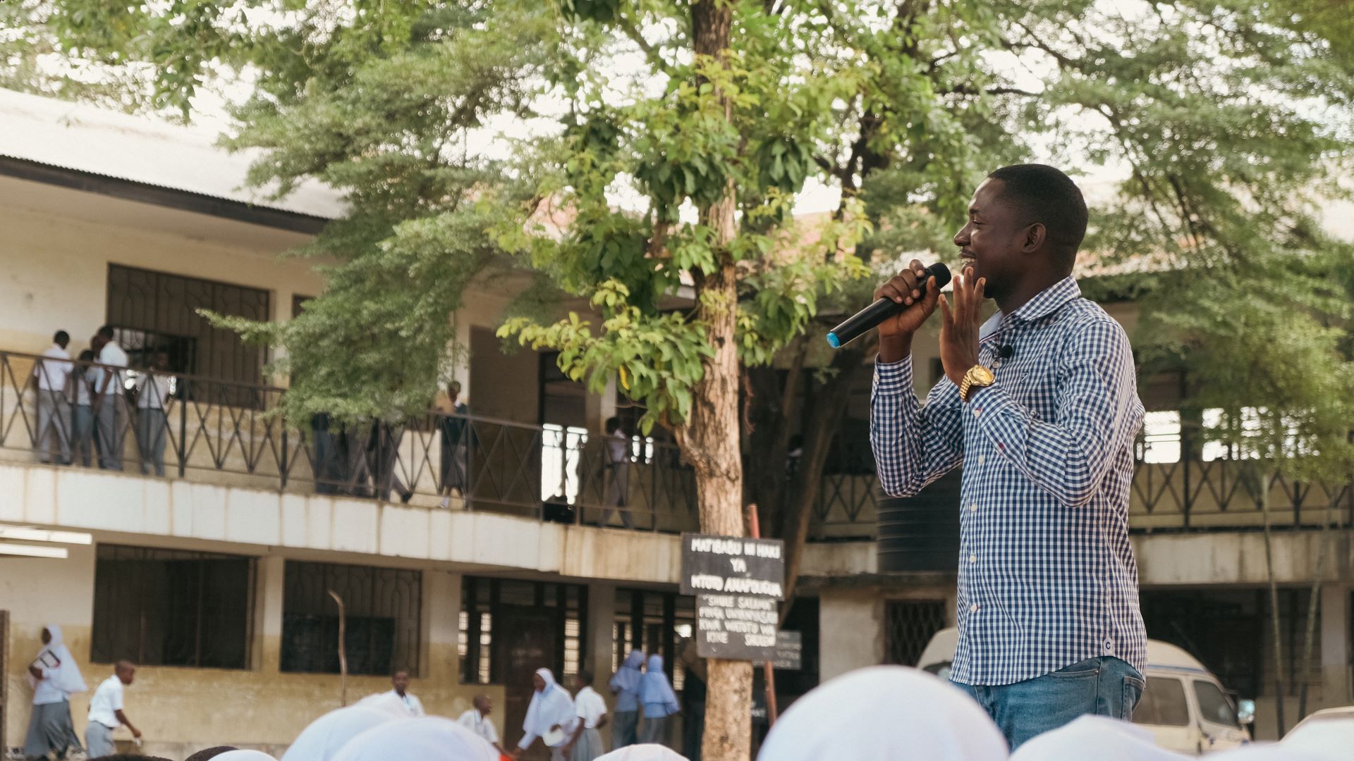 HepatitisB- Advocate-Tanzania-WHO Hepatitis B Advocate Shaibu Issa speaks to students, Tanzania